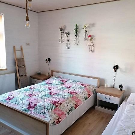 Apartman Trstinka Trstene Ngoại thất bức ảnh