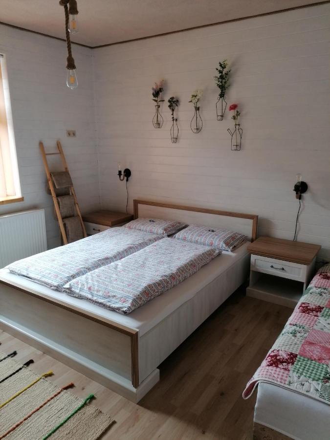 Apartman Trstinka Trstene Ngoại thất bức ảnh